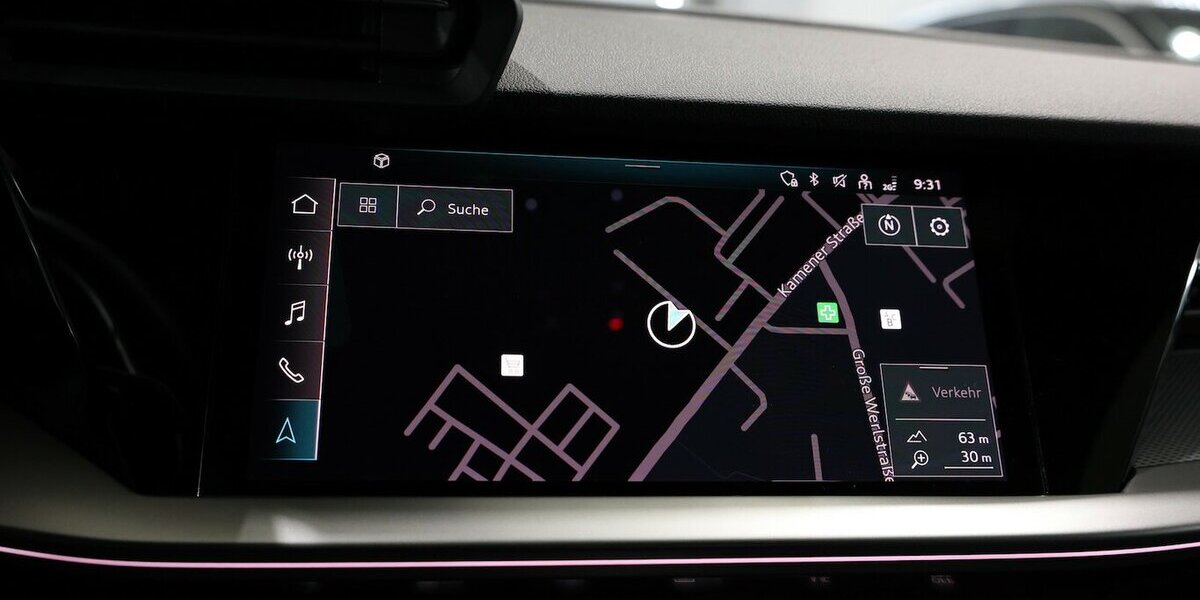 Audi A3 LIMOUSINE 30 TFSI S-LINE MATRIX, VOLL-LEDER 60.000 km 25.777 &euro; Hamm 59077