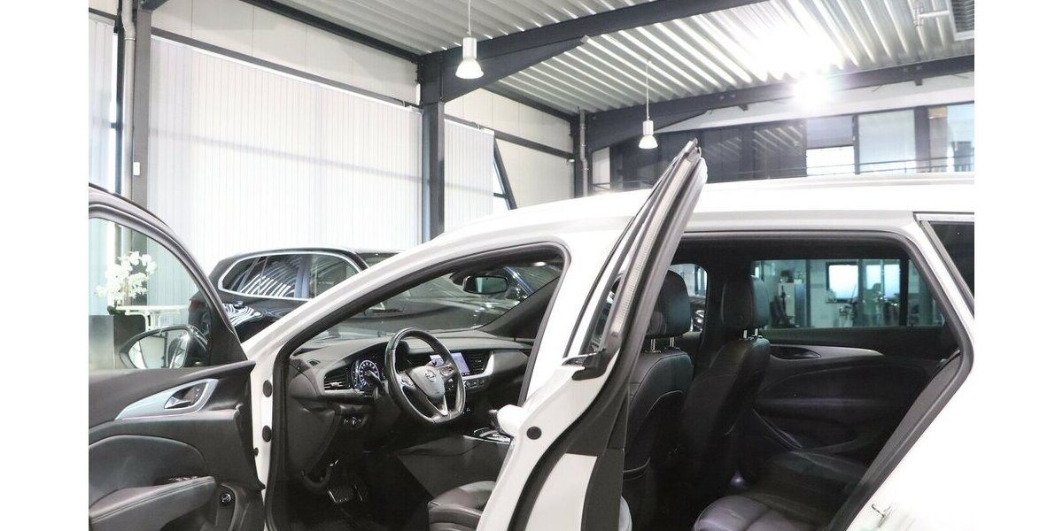 Opel Insignia 2.0 ST 4x4 OPC-LINE GSI WHITE / VC+HUD 140.000 km 19.111 &euro; Hamm 59077