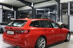 BMW 318d Touring SHADOW SPORT MELBOURNEROT-METALLIC 73.000 km 25.777 &euro; Hamm 59077