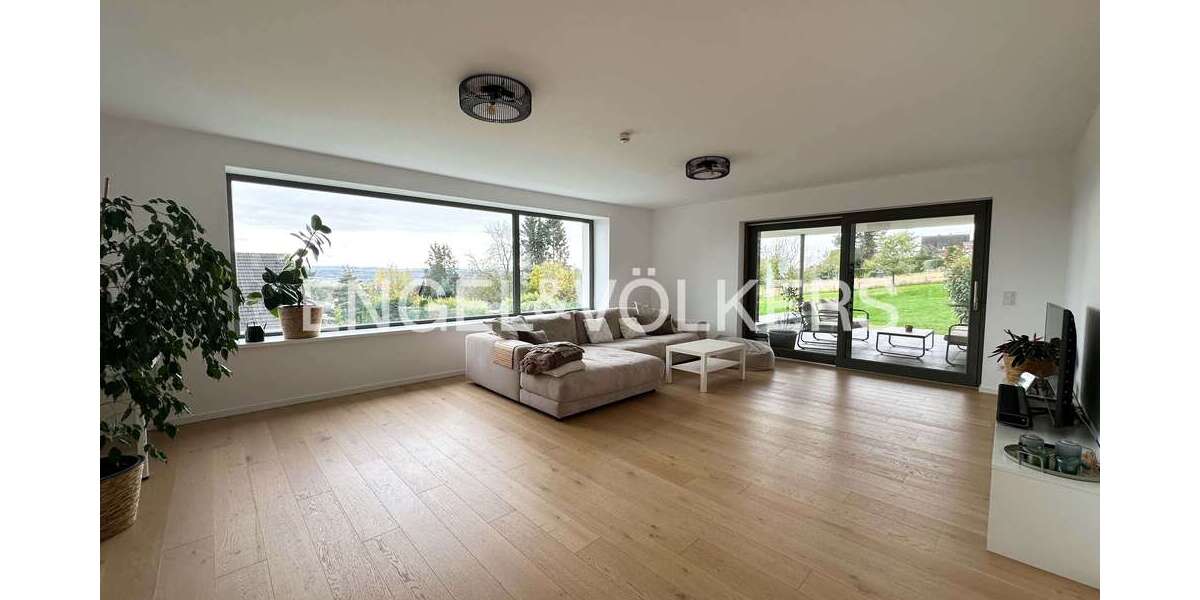 Etagenwohnung Dortmund Hörde - 4 Zimmer, 150 m&sup2;, 2.100&euro; | Angebot:25436321