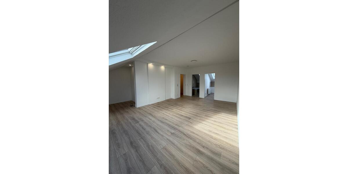Dachgeschoßwohnung Iserlohn Gerlingsen - 1 Zimmer, 40 m&sup2;, 295&euro; | Angebot:25947667