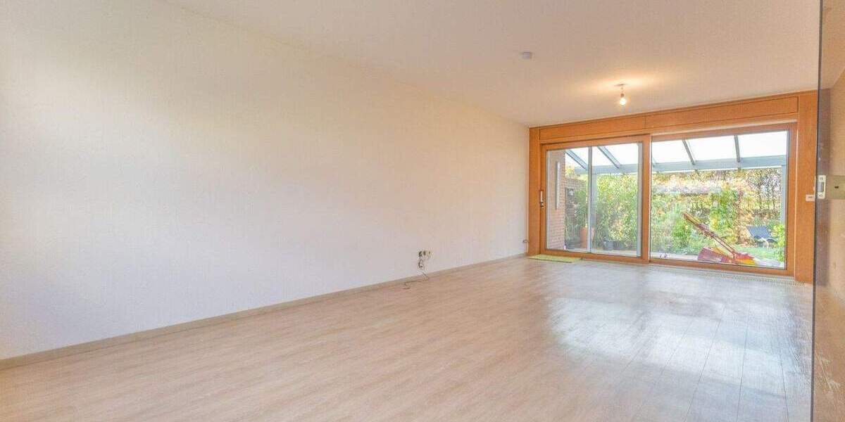 Reihenmittelhaus Menden Mitte - 4 Zimmer, 103 m&sup2;, 255.000&euro; | Angebot:25927269