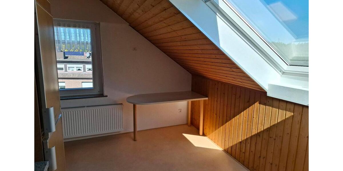 Dachgeschoßwohnung Dortmund Huckarde - 3 Zimmer, 74 m&sup2;, 560&euro; | Angebot:26019183