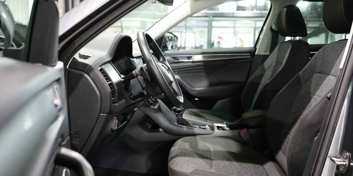 Skoda Kodiaq 2.0 TDI DSG 4x4 CLEVER / 7-SITZER, MATRIX 135.000 km 28.777 &euro; Hamm 59077