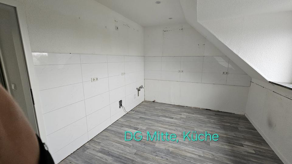 Dachgeschoßwohnung Dortmund Hombruch - 3 Zimmer, 65 m&sup2;, 680&euro; | Angebot:25439704