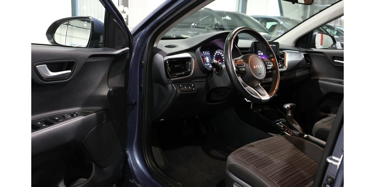Kia Stonic 1.0 T-GDI DCT VISION AUTOMATIK / LED, AHK 30.000 km 18.444 &euro; Hamm 59077