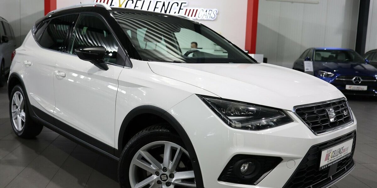 Seat Arona 1.5 TSI XCELLENCE FR-SPORT / WHITE & BLACK 90.000 km 15.991 &euro; Hamm 59077