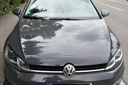 VW Golf 198.200 km 11.700 &euro; Kamen 59174