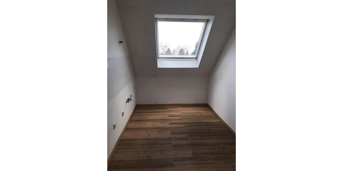 Dachgeschoßwohnung Dortmund Hörde - 1.5 Zimmer, 43 m&sup2;, 125.000&euro; | Angebot:26040930