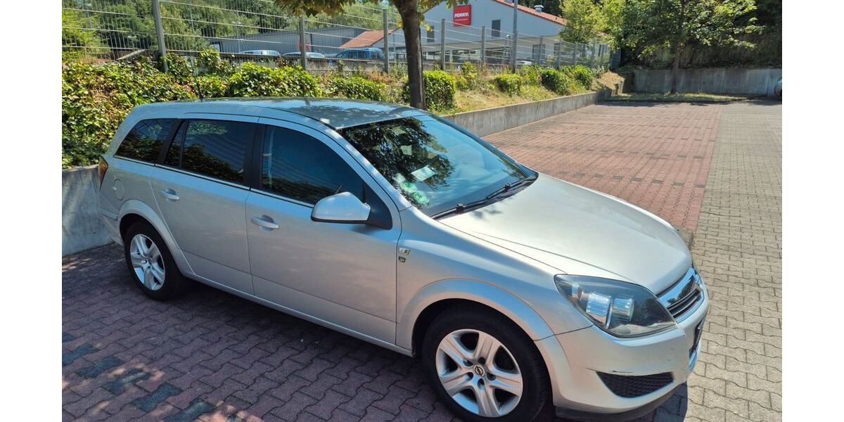 Opel Astra 126.000 km 2.990 &euro; Hagen 58095