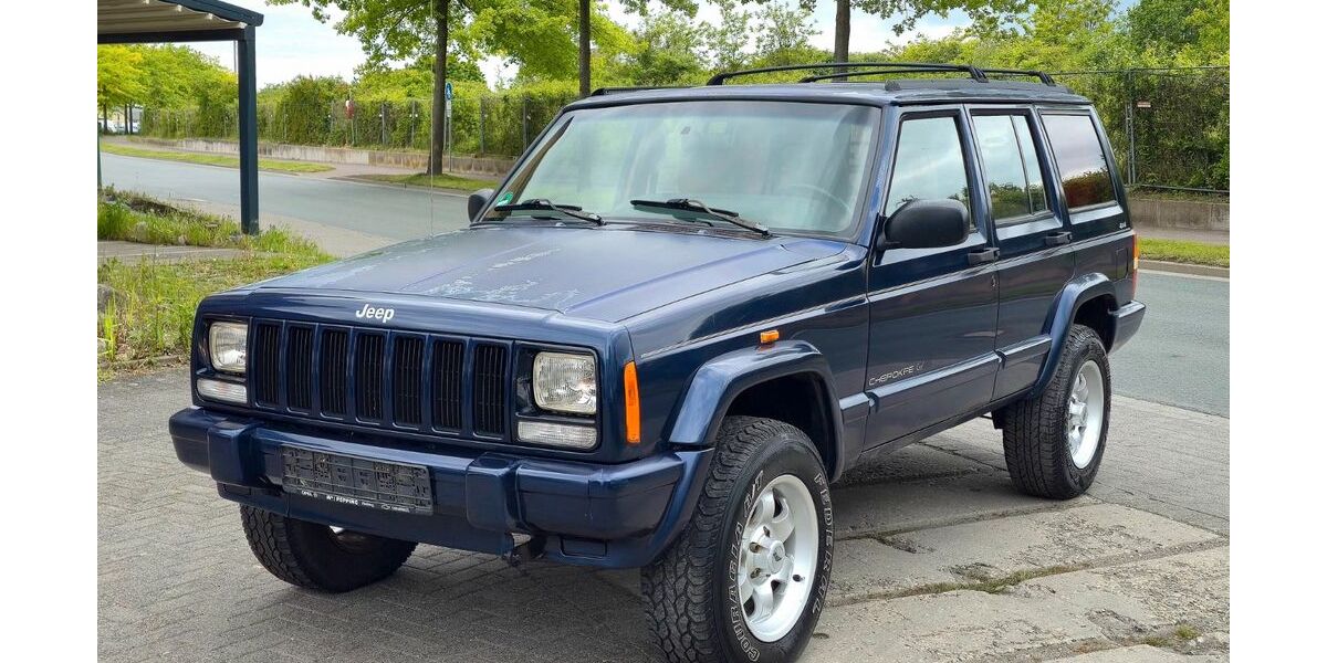 Jeep Cherokee 252.000 km 4.999 &euro; Ahlen 59229