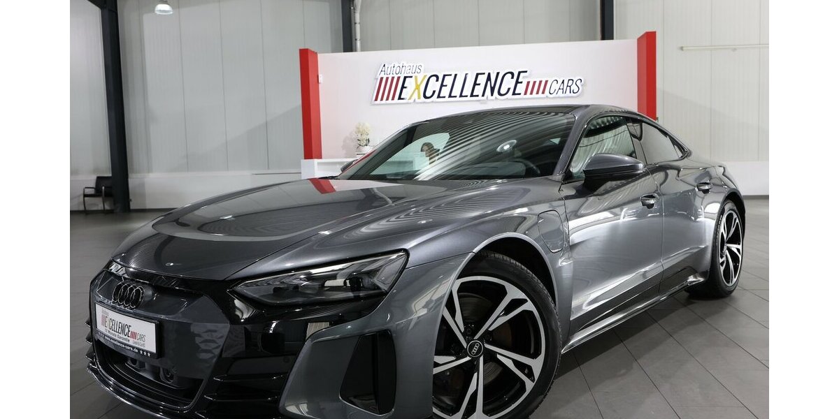 Audi e-tron GT QUATTRO / DAYTONA + BLACK / PANORAMA / 29.000 km 48.333 &euro; Hamm 59077