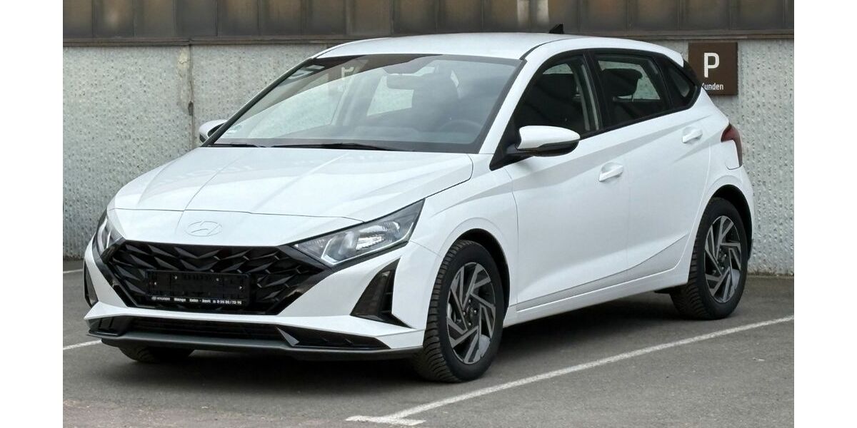 Hyundai i20 3.372 km 22.490 &euro; Selm-Bork 59379