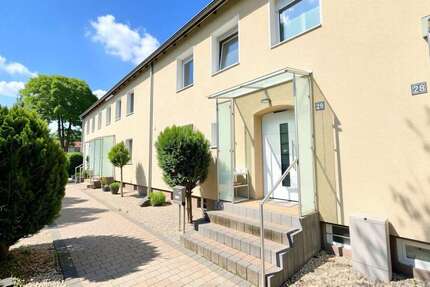 Bezugsfreie Reihenhaushälfte mit Vollausstattung, moderner Küche, Jacuzzi, Fitnessraum & Garten - Haus Bönen | Angebot:26763156