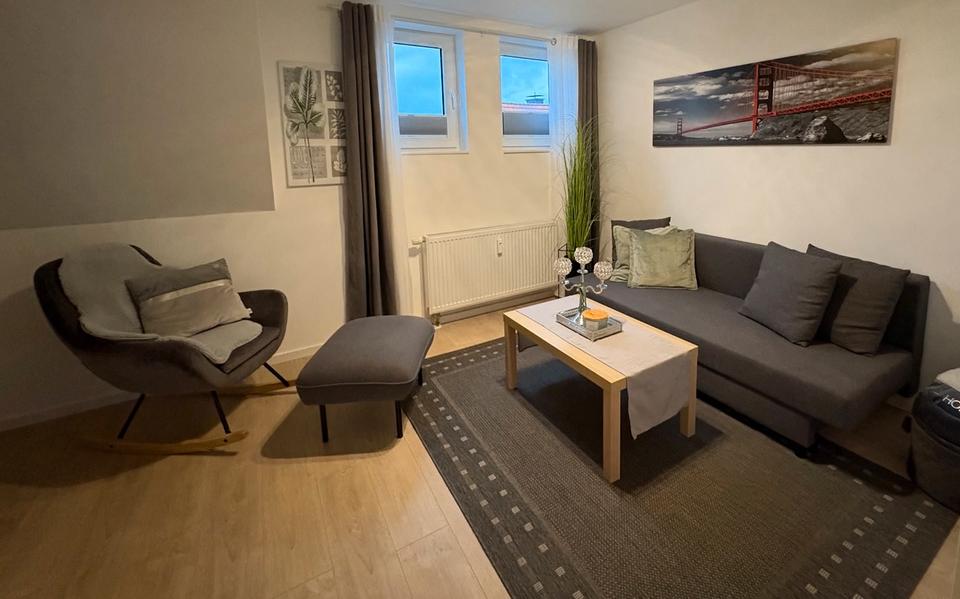 Dachgeschoßwohnung Arnsberg Rusch - 2 Zimmer, 45 m&sup2;, 865&euro; | Angebot:25538831