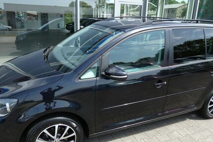 VW Touran 119.000 km 8.490 &euro; Bergkamen 59192