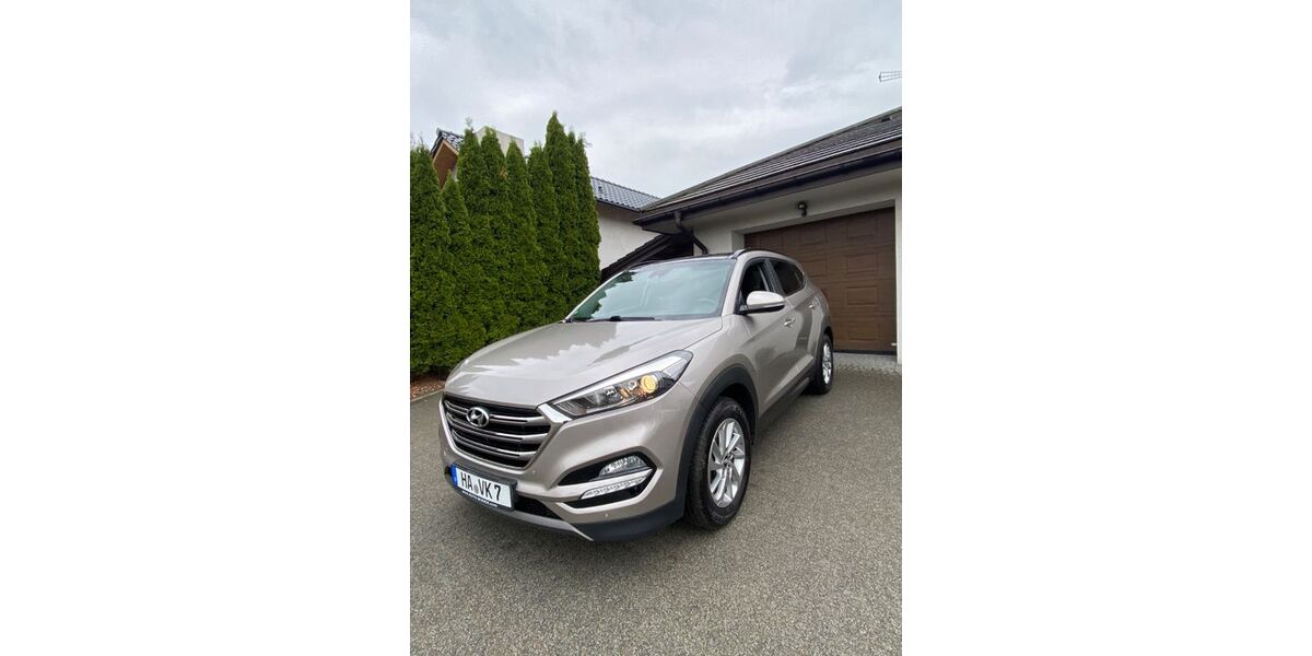 Hyundai TUCSON 113.800 km 12.100 &euro; Hagen 58099