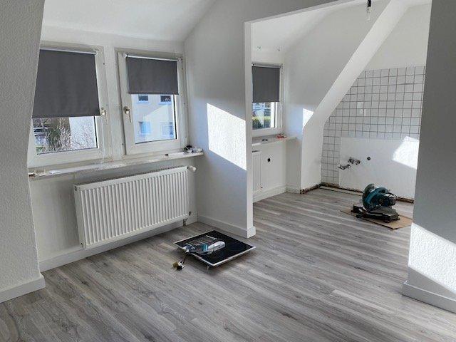 Dachgeschoßwohnung Witten Annen - 2.5 Zimmer, 58 m&sup2;, 510&euro; | Angebot:26020371