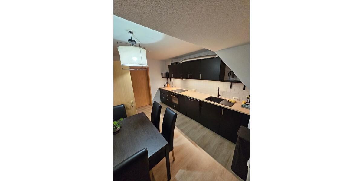 Dachgeschoßwohnung Lünen Alstedde - 4 Zimmer, 80 m&sup2;, 590&euro; | Angebot:26549535