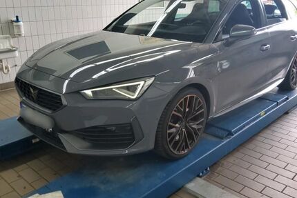 Cupra Leon 68.251 km 26.450 &euro; Hagen 58091