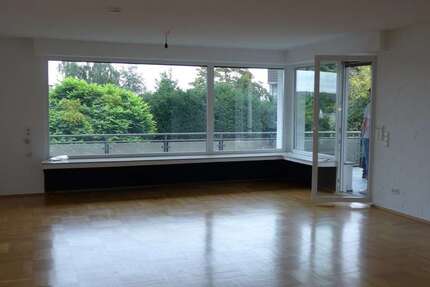 Haus Witten - 8 Zimmer, 250 m&sup2;, 2.000&euro; | Angebot:26788967