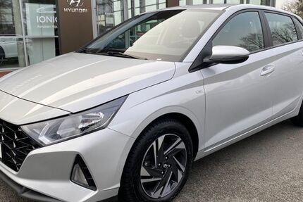 Hyundai i20 49.511 km 13.290 &euro; Ahlen 59229
