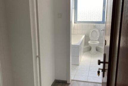 Wohnung Dortmund Innenstadt Nord - 1.5 Zimmer, 38 m&sup2;, 300&euro; | Angebot:25905022