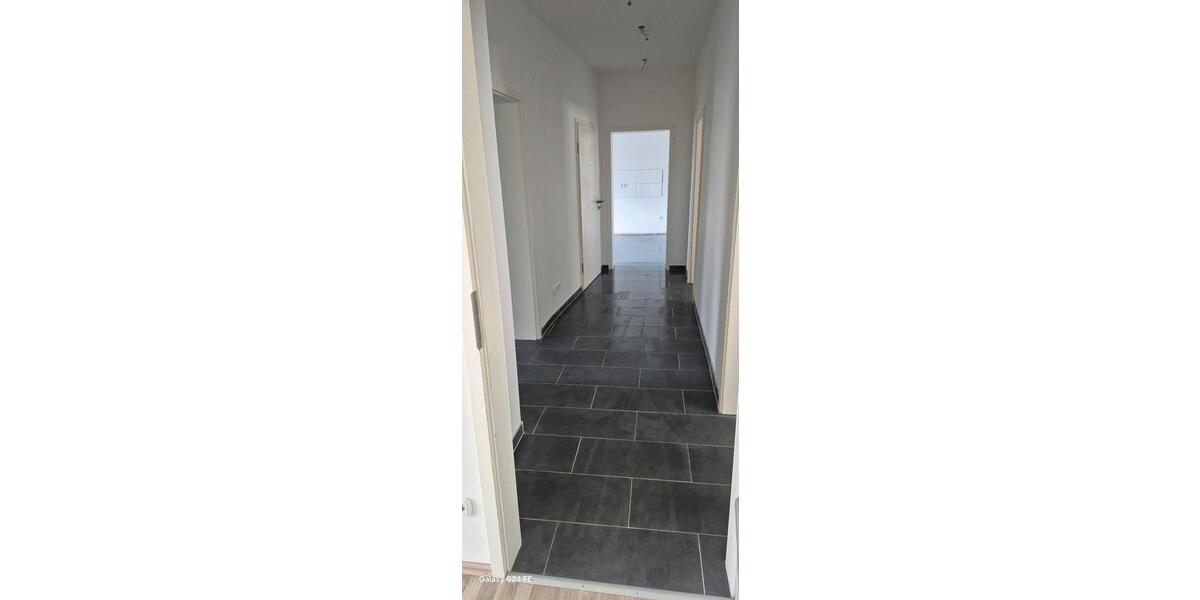 Etagenwohnung Hagen Hohenlimburg - 4 Zimmer, 104 m&sup2;, 1.100&euro; | Angebot:25994262