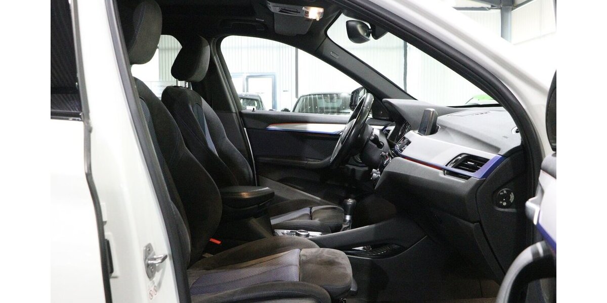 BMW X1 sDrive 18d M-SPORT SHADOW PANORAMA, LED, H/K 186.000 km 16.777 &euro; Hamm 59077