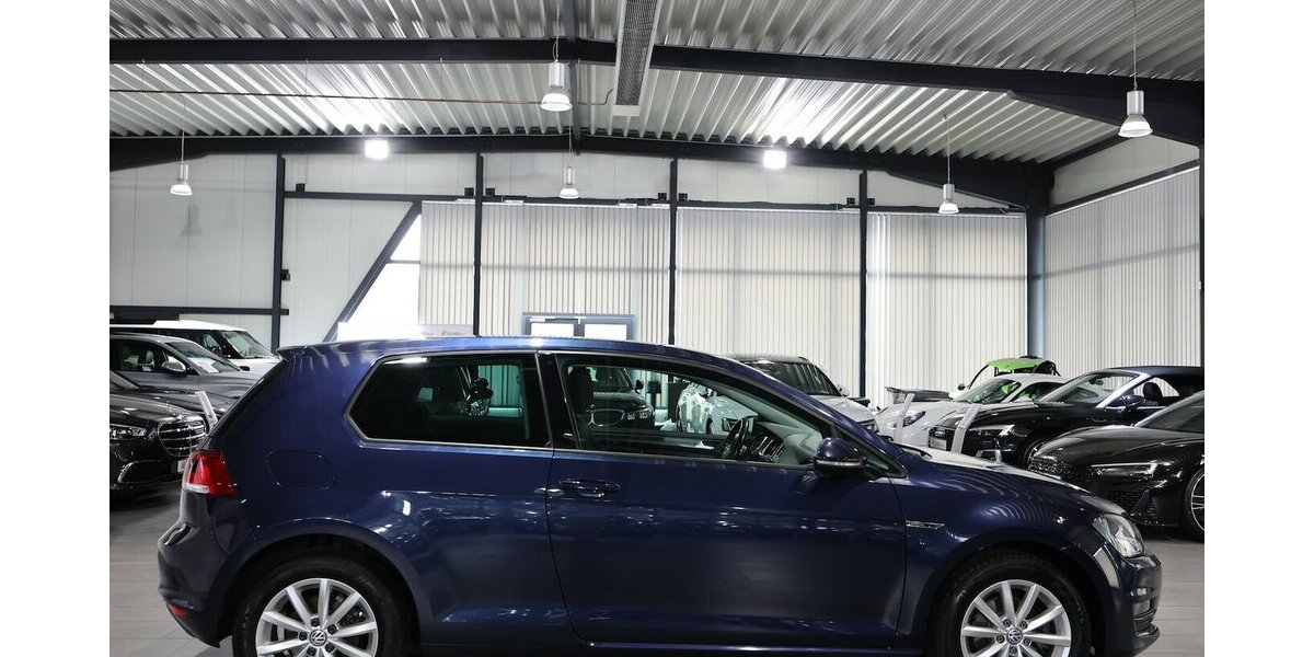 VW Golf VII 1.2 TSI LOUNGE 3-TÜRER / ERST 55.000-KM 55.000 km 10.444 &euro; Hamm 59077