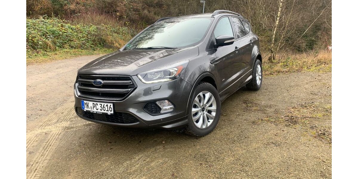 Ford Kuga 144.000 km 11.999 &euro; Iserlohn 58638