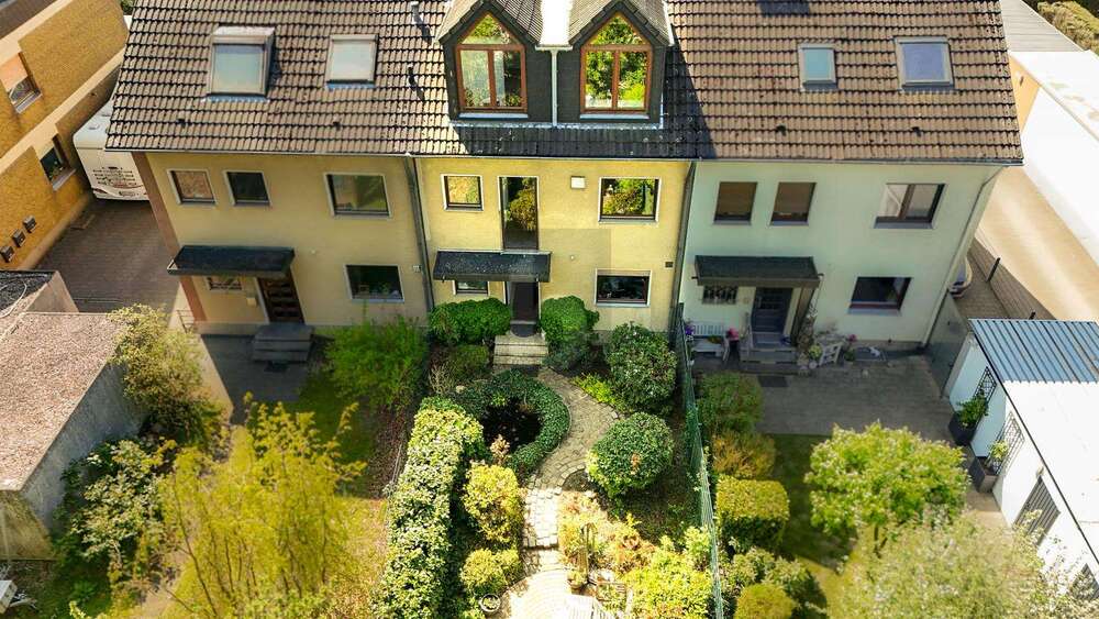 Einfamilienhaus Dortmund Mengede - 6 Zimmer, 158 m&sup2;, 410.000&euro; | Angebot:27022021