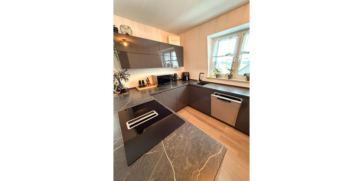 Etagenwohnung Iserlohn - 3 Zimmer, 140 m&sup2;, 1.260&euro; | Angebot:25961273