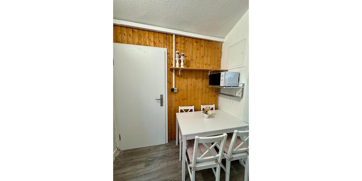 Dachgeschoßwohnung Iserlohn - 3 Zimmer, 55 m&sup2;, 450&euro; | Angebot:26019145
