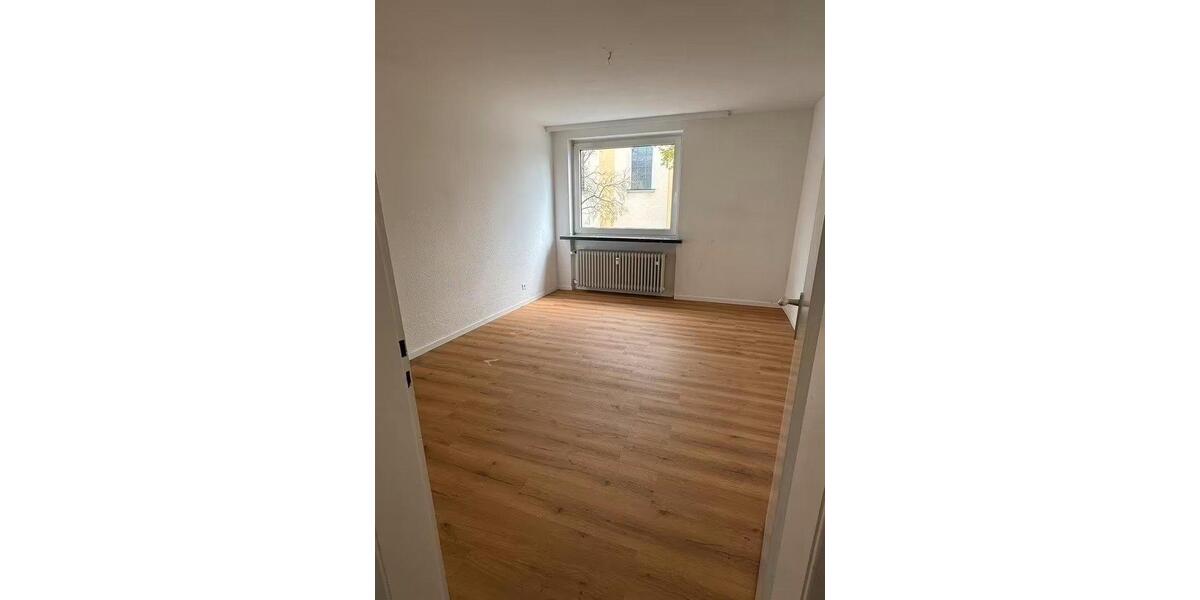Etagenwohnung Lünen Brambauer - 3 Zimmer, 76 m&sup2;, 700&euro; | Angebot:26647335