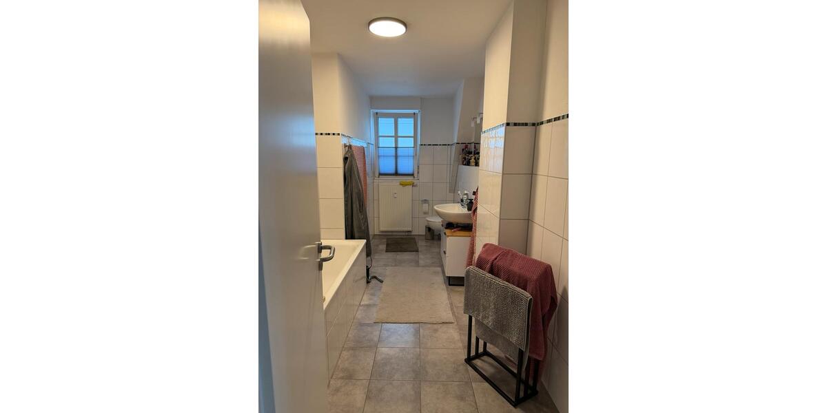 Dachgeschoßwohnung Arnsberg Rusch - 2.5 Zimmer, 88 m&sup2;, 950&euro; | Angebot:25806789