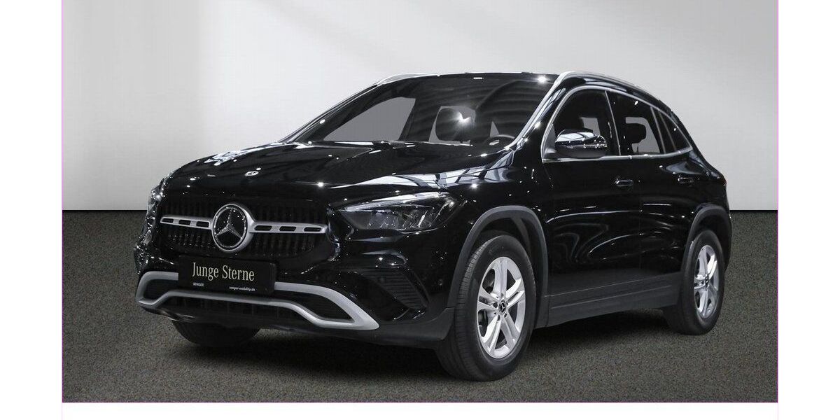Mercedes-Benz GLA 200 16.401 km 33.390 &euro; Ahlen 59229