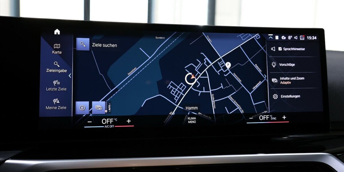 BMW 318d Touring SPORT / PANORAMA,LEDER,CURVED+HUD 53.000 km 29.993 &euro; Hamm 59077