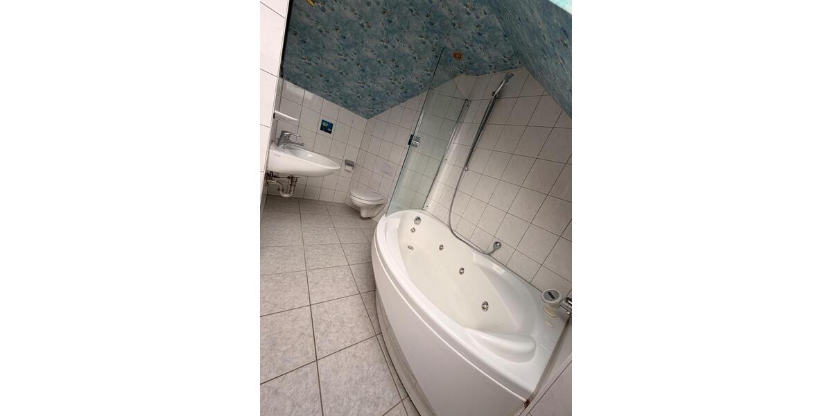 Mehrfamilienhaus, Wohnhaus Hemer - 8 Zimmer, 228 m&sup2;, 330.000&euro; | Angebot:27083333