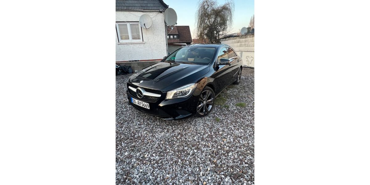 Mercedes-Benz CLA 200 133.000 km 15.100 &euro; Menden 58708