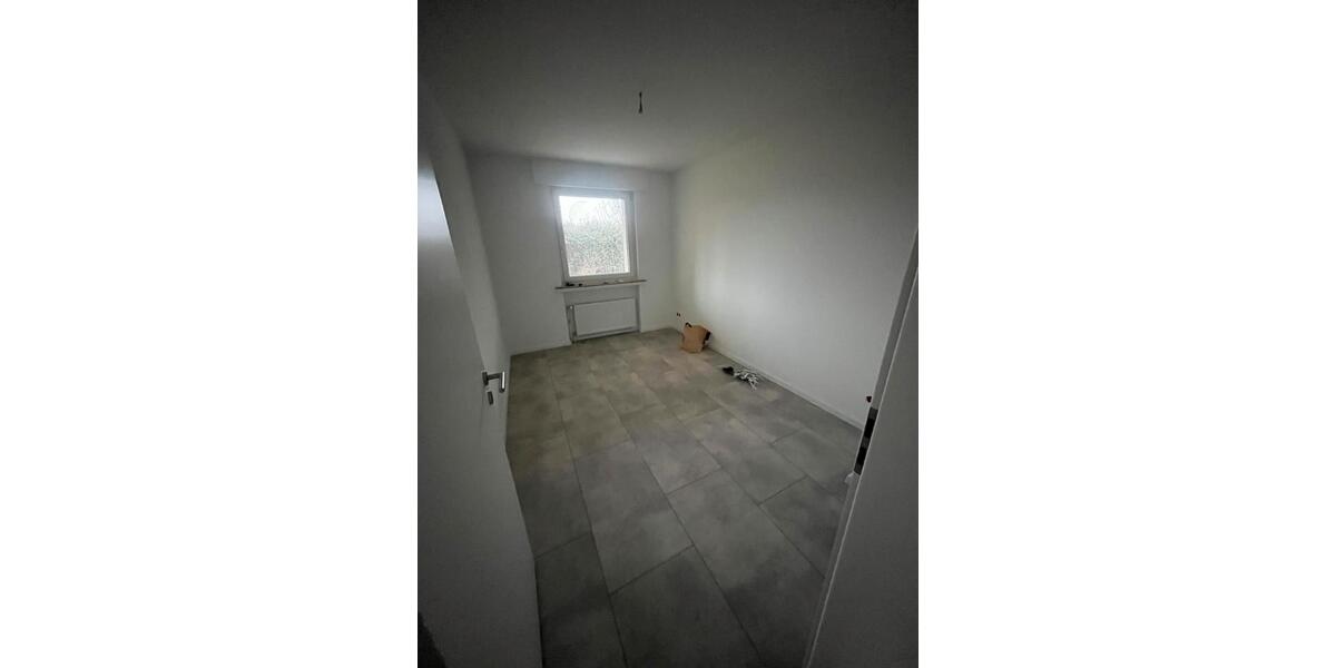 Etagenwohnung Werl - 4 Zimmer, 96 m&sup2;, 920&euro; | Angebot:25150001