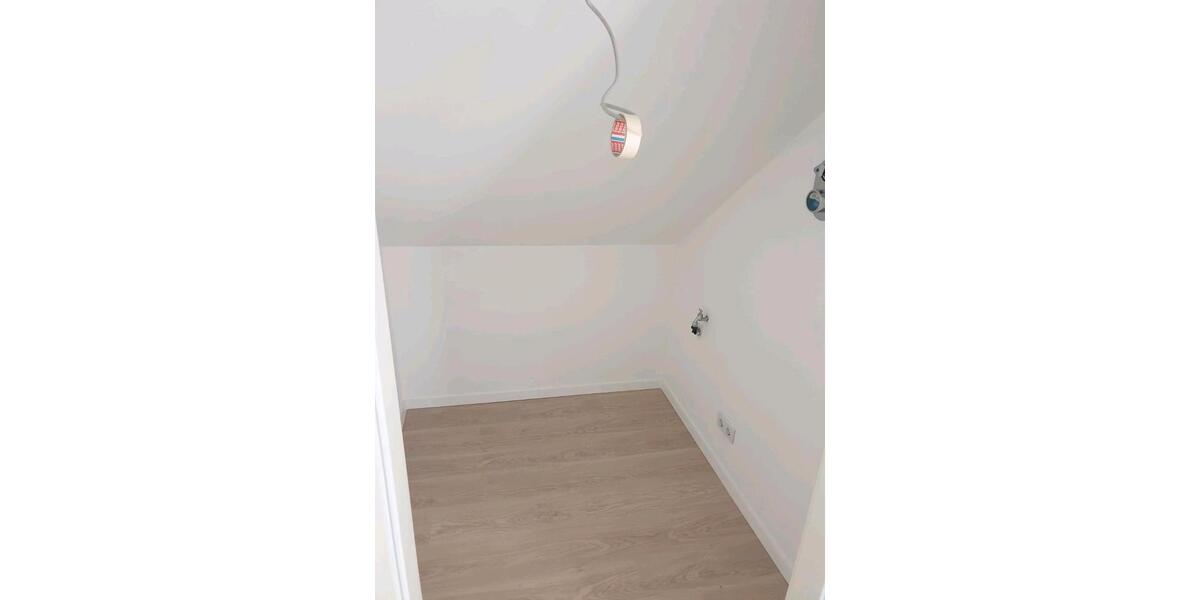 Dachgeschoßwohnung Ahlen Dolberg - 3 Zimmer, 74 m&sup2;, 690&euro; | Angebot:25635889