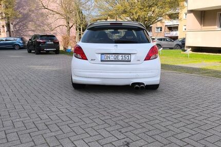 Peugeot 207 152.632 km 3.600 &euro; Hagen 58099