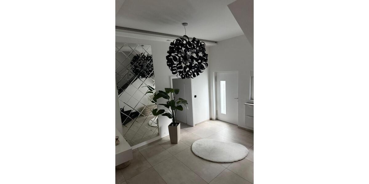 Einfamilienhaus Bergkamen - 3 Zimmer, 110 m&sup2;, 1.600&euro; | Angebot:26481032