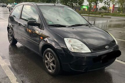 Ford Fiesta 164.680 km 1.400 &euro; Dortmund 44147