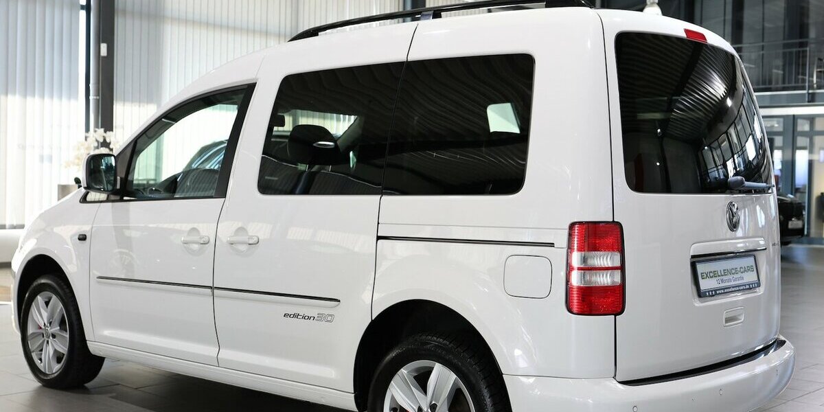 VW Caddy KOMBI 1.6 TDI DSG EDITION-30 WHITE & BLACK 144.000 km 15.444 &euro; Hamm 59077