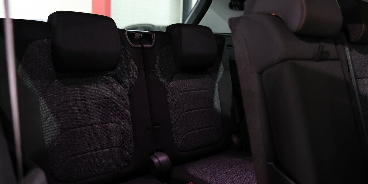 Skoda Kodiaq 2.0 TDI DSG 4x4 CLEVER / 7-SITZER, MATRIX 135.000 km 28.777 &euro; Hamm 59077