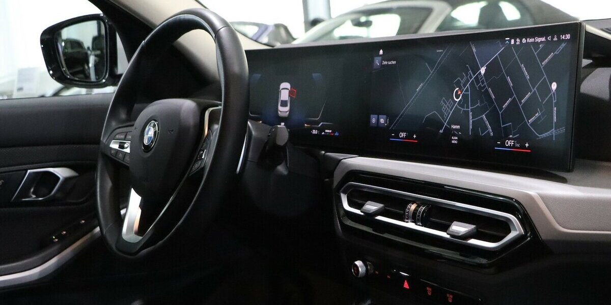 BMW 320d LIMOUSINE xDrive BUSINESS / CURVED / LED 68.000 km 29.777 &euro; Hamm 59077