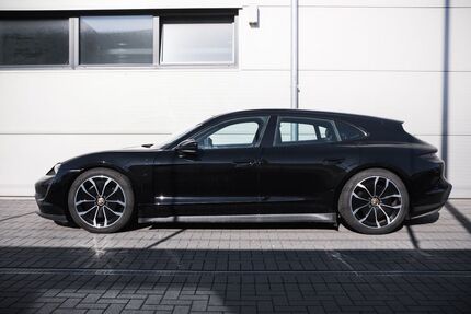 Porsche Taycan 37.800 km 69.900 &euro; Holzwickede 59439