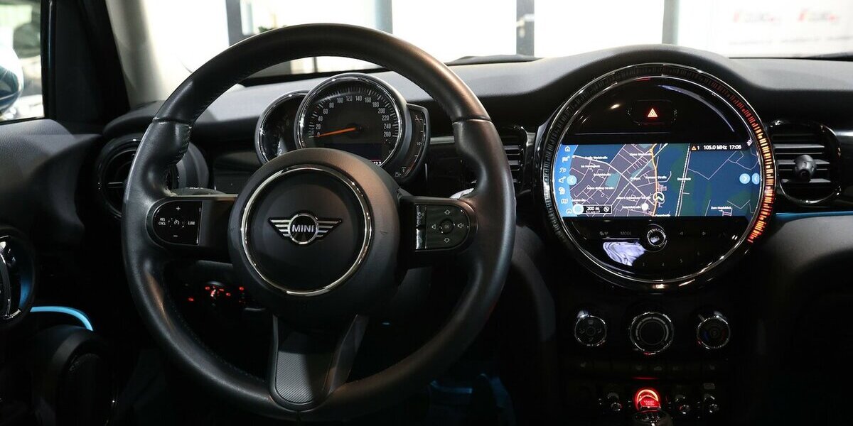 Mini ONE CLASSIC-TRIM / LED / LEDER / NAVI+APPLE 60.000 km 18.111 &euro; Hamm 59077